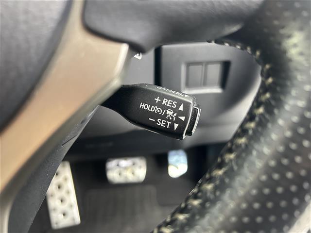 【運転席操作部】快適なドライブを楽しむための機能が装備されています！運転席から触れるので、使いやすいです！除菌プランいれていただくと、さらに清潔で安心していただけます！