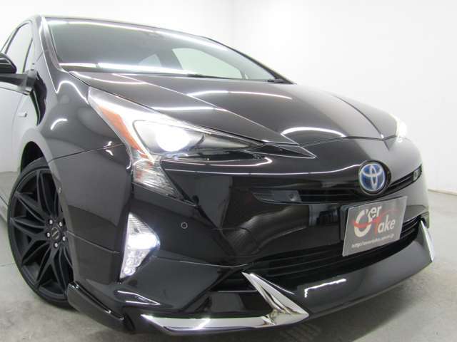 スマートキー・新品フルエアロ・新品19インチAW・新品タイヤ・LEDヘッドライト・LEDフォグランプ・LEDテールランプ付でエクステリアもドレスアップ済！キマってます！！