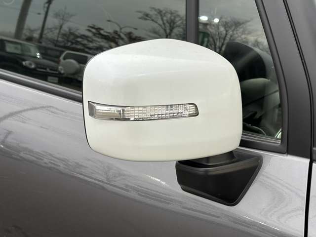 お車のご購入以外にもお車のご売却や任意保険の切替え、相談等も行っておりますので是非お気軽にスタッフへご相談下さいませ！！