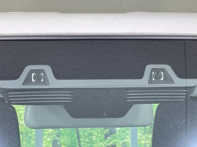 【スズキ　セーフティサポート】走行中に前方の車両等を認識し、衝突しそうな時は警報とブレーキで衝突回避と被害軽減をアシスト。より安全にドライブをお楽しみいただけます。