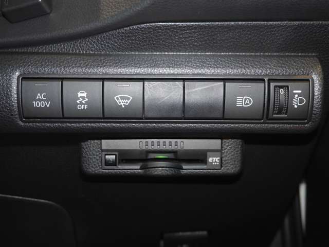 AC100V/VSC　OFF/フロントガラス熱線/オートマチックハイビーム/ヘッドライト光軸調整