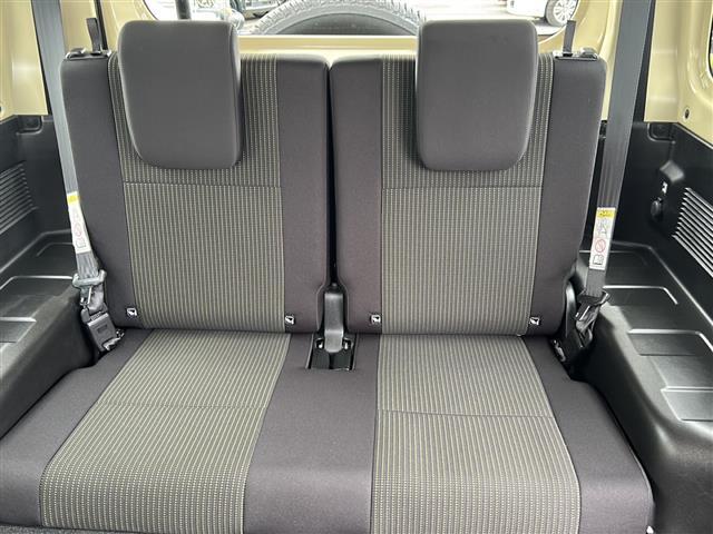 店舗にて現車の確認もいただけますので、お電話で在庫のご確認の上是非ご来店くださいませ。
