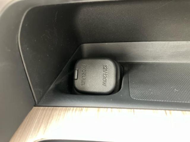 お車に合わせて無料保証以外にも、保証範囲、期間、距離を拡充させた有料保証もご用意しております！中古車の購入が初めてで不安・・・というお客様もご安心ください！