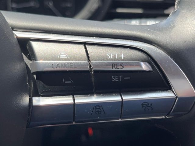 【CD/DVD/地デジ】メーカーオプション設定。お車の中でのエンターテイメントの幅が大きく広がります♪