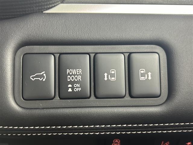 【運転席操作部】快適なドライブを楽しむための機能が装備されています！運転席から触れるので、使いやすいです！除菌プランいれていただくと、さらに清潔で安心していただけます！