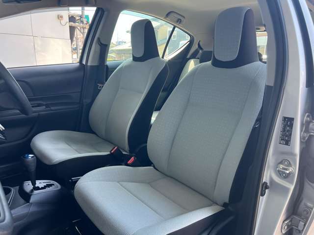 内装ルームクリーニング済みです。しっかりキレイにしておりますので、ぜひお確かめください。納車時にはもう一度キレイにいたしますよ！