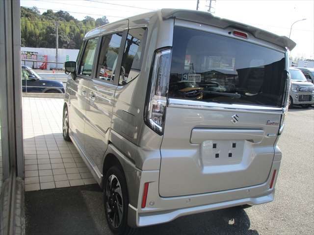 【各種ディーラーオプション取扱店】新車・届出済未使用車に必要不可欠なアクセサリーオプションも全品対応可能！マット・バイザー・コーティング等の各種ディーラーオプションも全般取り扱っております！