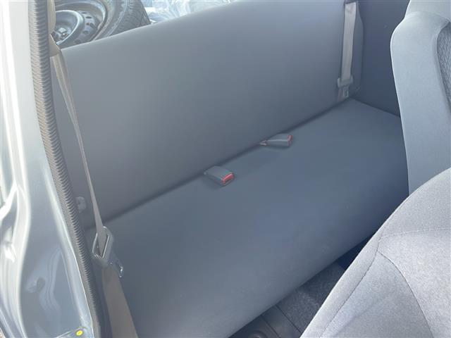 店舗にて現車の確認もいただけますので、お電話で在庫のご確認の上、是非ガリバー黒部店までご来店くださいませ！！！