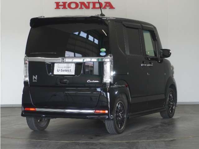 車両本体価格以外に必要な諸費用を含めたお支払い総額で検討して下さい！車両価格は安いけど諸費用が高い！なんてことにならないように当店は購入に必要な金額＝総額を表示しております！