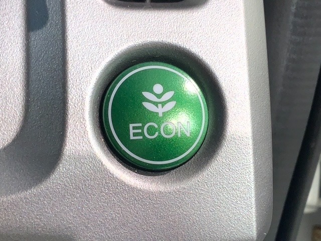 エコモードスイッチで省エネ運転も出来ます。