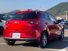 全国に店舗を展開しているのでどこでもお取り寄せが可能です！この車が気になるけど遠方だから・・・と諦める必要はありません！※別途陸送費が必要です。