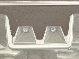 【スマートアシスト】走行中に前方の車両等を認識し、衝突しそうな時は警報とブレーキで衝突回避と被害軽減をアシスト。より安全にドライブをお楽しみいただけます。