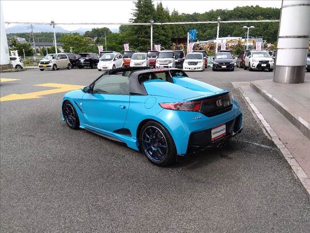 6速MT☆無限エアロ☆HKS車高調☆HKSマフラー☆アドバンスレーシングAW☆クルーズコントロール☆センターディスプレイ☆バックカメラ☆ETC☆革調シートカバー☆アクティブスポイラー☆走行5.0万km
