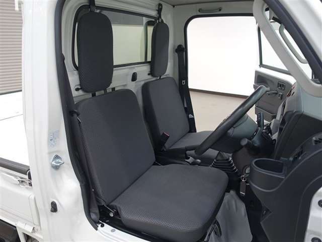キレイな室内空間　是非現車確認お願いします。