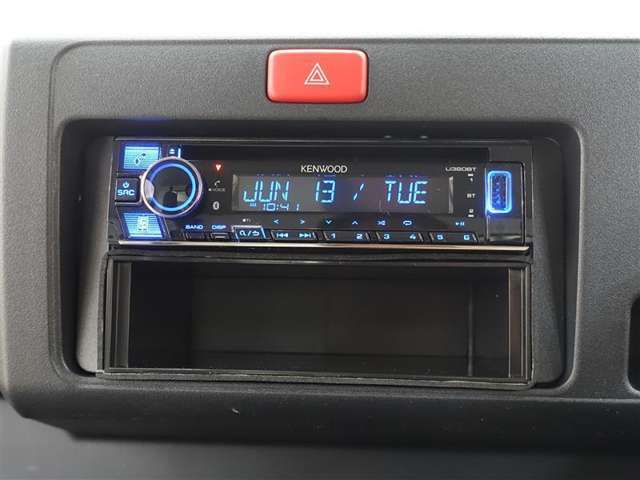 ケンウッドCDチューナー付き　ブルーツゥース機能も付いてます
