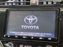 【純正9型SDナビ】ナビゲーション機能はもちろん、多彩なメディアを大画面でお楽しみいただけます。フルセグTV、ミュージックサーバー、Bluetooth接続CD・DVD再生も可能！