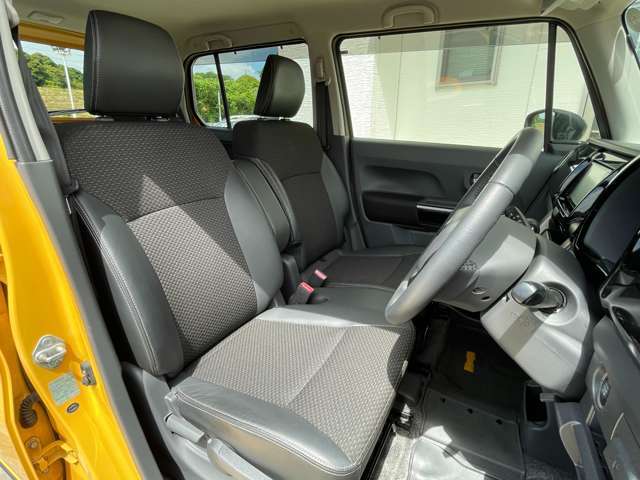 【運転席】アイポイントも高く運転がしやすいです。