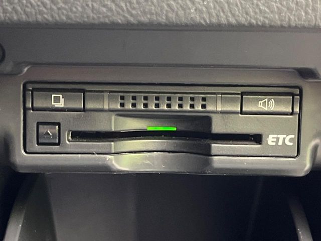 【ETC】高速道路の料金所をストレスなく通過！話題のスポットやサービスエリアに多い「スマートIC」利用時は必須のアイテムです。当店でセットアップを実施、ご納車当日からすぐにご利用いただけます！