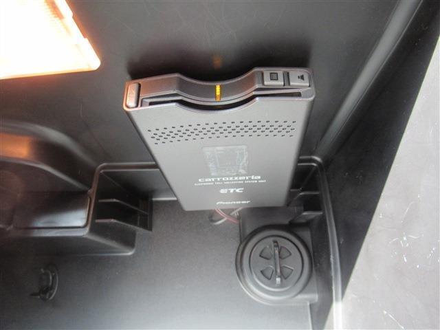 【総在庫約200台】約200台を常時在庫致しております。車種も国産セダン・ミニバン・SUV・コンパクト・軽自動車はもちろん輸入車までバラエティにご用意致しております。