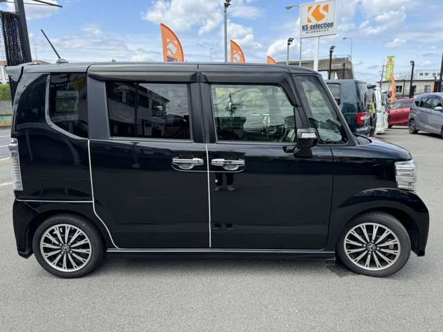 【仕入れプロが拘り抜いた車両】当店の展示車両はメーターの改ざん、修復歴の不当表示は一切ございません。安心してお買い求めください。KS-SELECTION　堺西店　072-267-3323