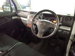 ★車両検索、有難うございます♪お問い合わせはポイント5亀山店専用フリーダイヤルまで（携帯可）♪三重県最大級のホンダディーラーネットワーク総展示台数1000台以上！買取・下取もお任せください♪