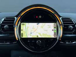 8.8インチ純正HDDナビ、ミュージックサーバー、Bluetooth、ハンズフリーフォン付。