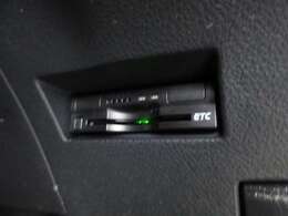 高速道路もスイスイ、快適なドライブを！安心・安全なドライブをサポートするETCを装備しています♪