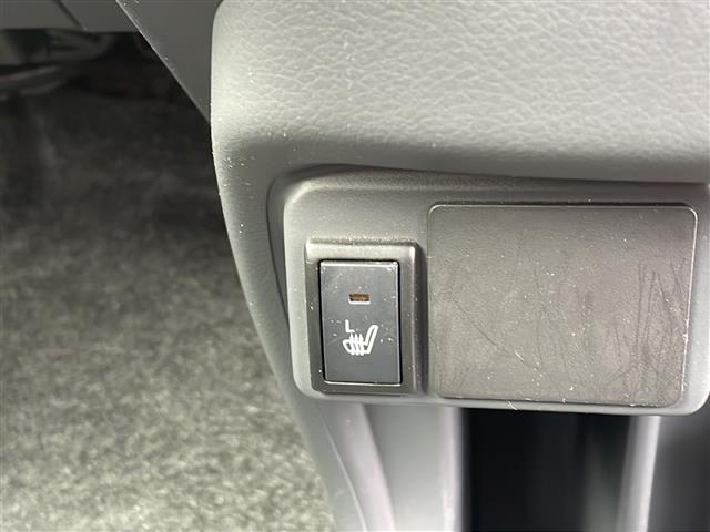 【運転席操作部】快適なドライブを楽しむための機能が装備されています！運転席から触れるので、使いやすいです！除菌プランいれていただくと、さらに清潔で安心していただけます！