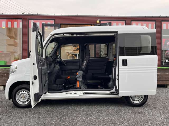 車検をするならチューブ北本にお任せ下さい！当店は、販売だけではありません！購入後に必ず訪れる【車検】も認証工場ならではの【早い・安い・安心・安全】をかなえます！もちろん車検だけでもオッケーです♪