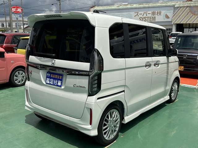 ★全国陸送費定額キャンペーンも実施中！★全国何処でも陸送会社がご自宅までお車をしっかりとお届します！陸送費につきましてはお気軽にお問合せください！※納車時ご来店いただければ、納車費用はかかりません！