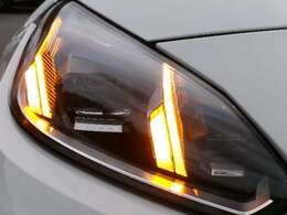 LEDヘッドライトで視界も良好です。見た目も恰好良いです。