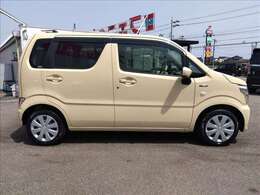 ☆全国納車可能です☆欲しい車が見つかった！！・・けど遠い・・諦めないで下さい！弊社では全国のお客様へ弊社自慢の車輌をお届けしています☆ご相談下さい♪