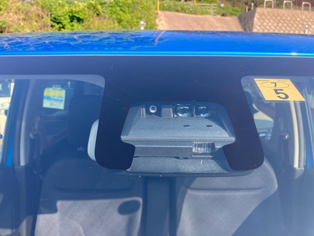 【衝突被害軽減ブレーキ】前方の車両や歩行者を検知し、ブザー音や表示によって警告！衝突の可能性が高まるとブレーキ踏力をアシストしてくれますが、あくまでもサポートですので運転手の判断・操作が大事です☆
