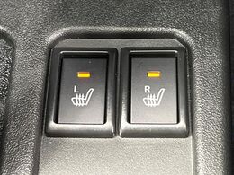 【シートヒーター】寒い日に重宝するシートヒーター！エアコンより早く温まってくれるので寒がりの人も安心ですね♪エアコンの温風は乾燥するから苦手、という方にもをおすすめです。