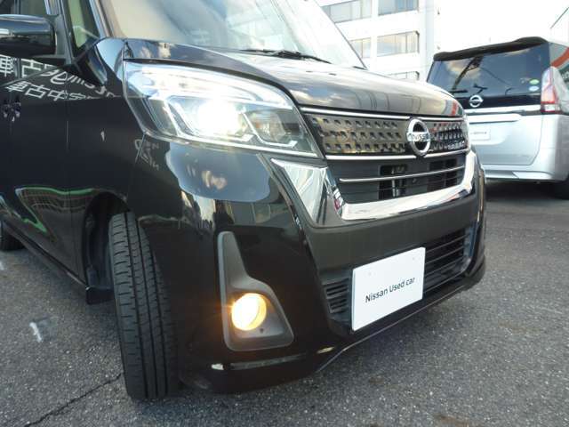 フォグランプも付いて夜間も雨降りの時もラクラクドライブ