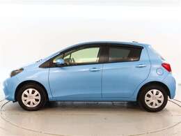 おひとり、恋人、ご友人、ご家族など、少人数でも大人数でもお出かけが楽しめます。この車で楽しいドライビングライフを送りましょう♪