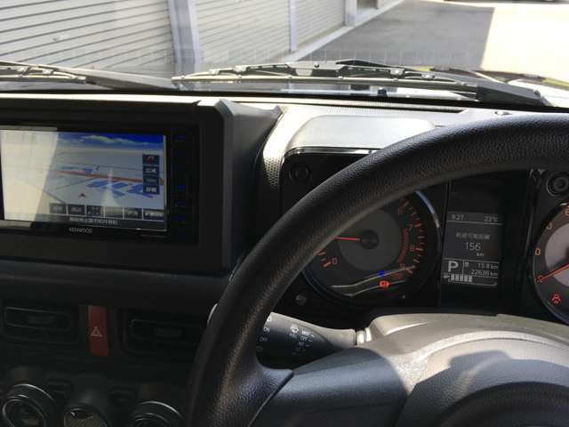 神戸川オートサービスは自社整備工場がございます。整備・修理・車検などお車の整備の事も当店に丸っとお任せ下さい！
