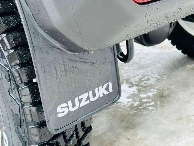 SUZUKI純正マッドフラップ装着済☆