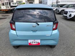 メーカーディーラーならではの全車保証付きです！（年式により期間・距離数が異なります）
