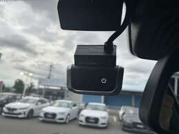 店舗にて現車の確認もいただけますので、お電話で在庫のご確認の上是非ご来店くださいませ！