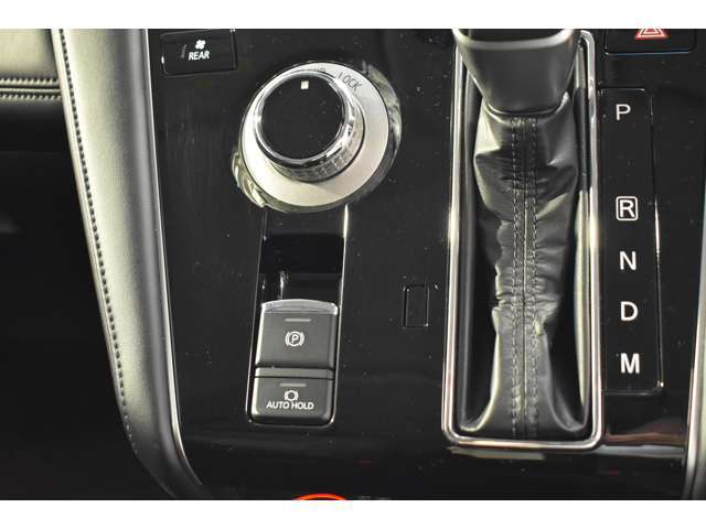 三菱といえばアウトランダーPHEVやアイミーブなど電気自動車が充実しております！まだ乗ったことない方はぜひ一度ご体感ください！販売強化中です♪