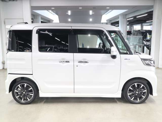 毎日新規物件入庫！3500台の高品質車をぜひとも、ご自身の目で直接ご覧になって、ご実感下さい、自身を持ってお勧めいたします。
