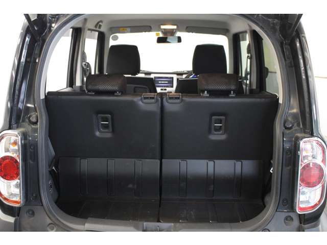 バッテリー、オイル、オイルフィルター、ワイパーゴムは全車新品交換致します。勿論、整備点検後のご納車とさせて頂いておりますので安心してお乗り頂けます。また、交換部品が出る場合でも追加費用は頂きません。