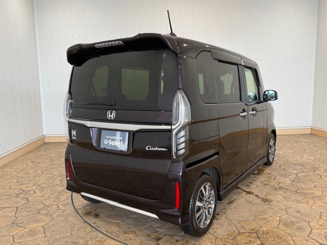 仕入れた車は隅々までチェックを行い、安全の確認を致します！不具合のあるものは、きちんと整備を行い、安全な状態で納車させて頂いてます☆
