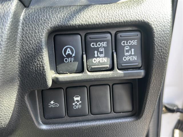 ガリバーグループでは主要メーカー、主要車種をお取り扱いしております。全国約460店舗の在庫の中からお客様にピッタリの一台をご提案します。