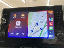 【AppleCarPlay】お手持ちのスマホを接続して、ナビ画面で簡単に操作出来ます。