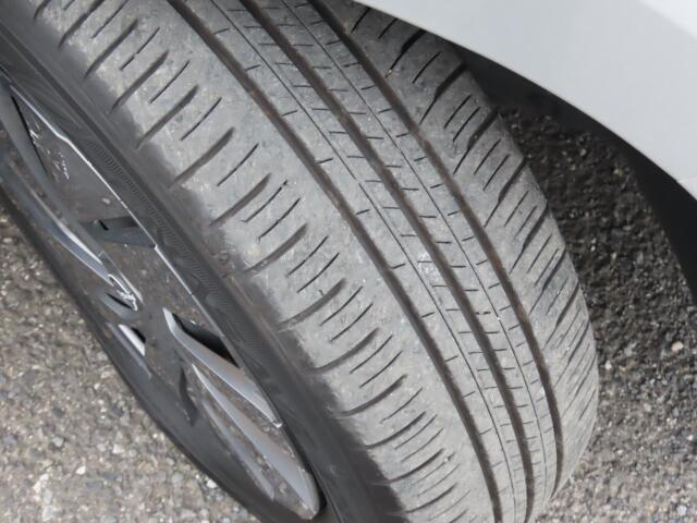 タイヤもしっかり残っています