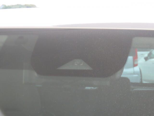 安心の衝突被害軽減装置・レーンキープアシスト付きです