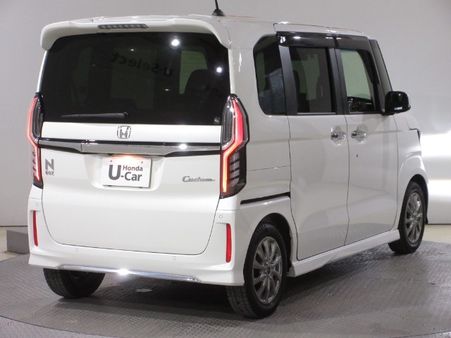 ボディクリーニング後、愛車をピカピカの状態へ保護するコーティング「ブライトパック」がおススメです！水垢がつきにくく、手入れがしやすくなりますよ！いつも愛車をきれいにしておきたい方におススメです。