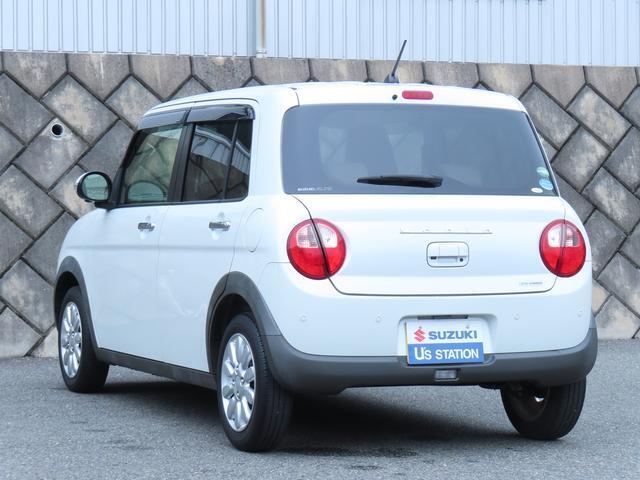 展示場では実際に見て、触ってお車をお選びいただけます！知識の豊富な営業スタッフが様々なカーライフをご提案いたします！